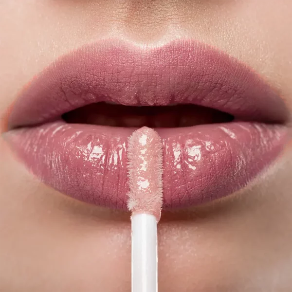 שפתיים עם ליפגלוס